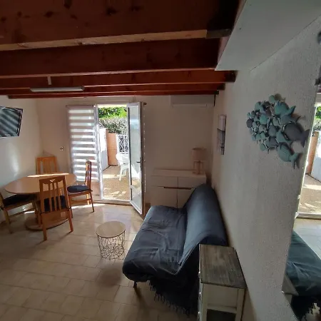 Azur Et Soleil Jolie Maisonnette Climatisee Proche De La Richelieu Cap D'agde Agde